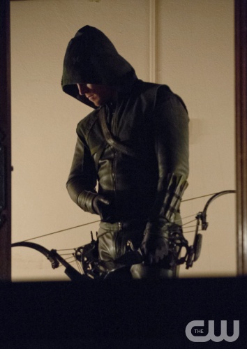 Review: Arrow Season Premiere – “City of Heroes”