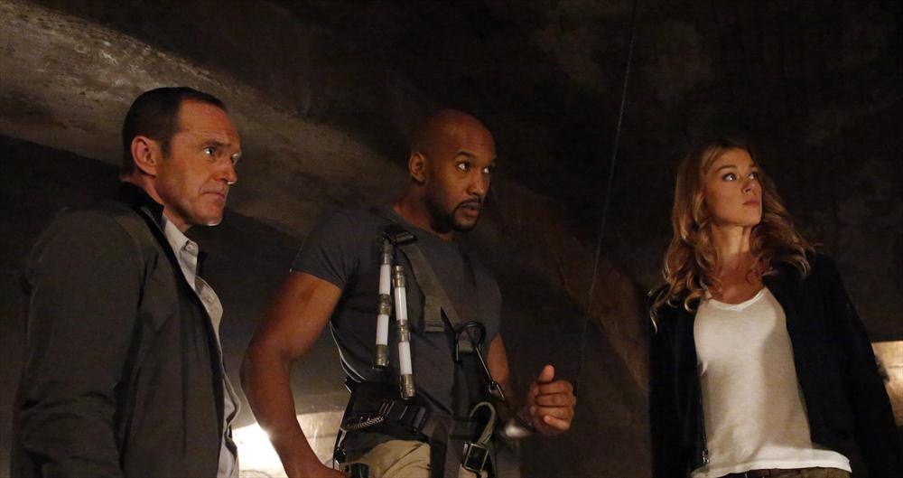 Review:  Marvel’s Agents of SHIELD 2.09 –  “Ye Who Enter Here”