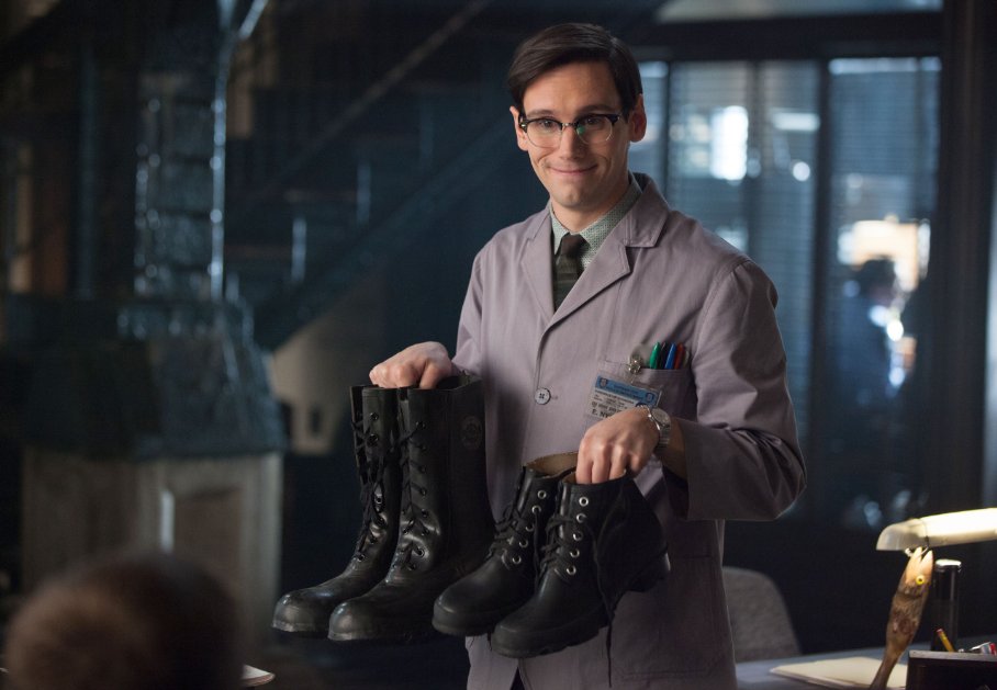 Review: Gotham 1.12 – “What the Little Bird Told Him”