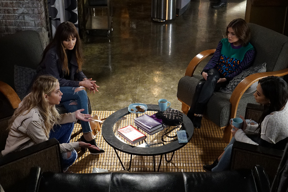 Pretty Little Liars 7.06- “Wanted: Dead or Alive”