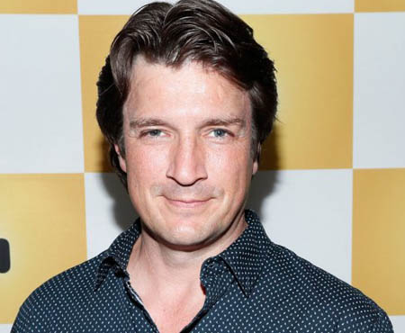 Nathan Fillion Joins a “Modern Family” This Fall