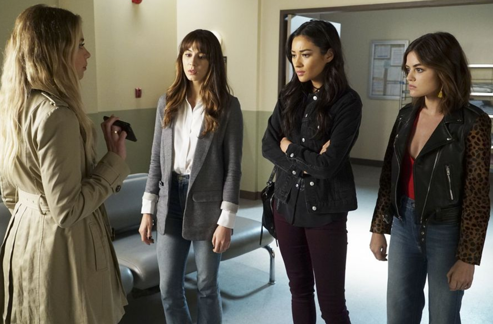 Pretty Little Liars 7.13- “Hold Your Piece”
